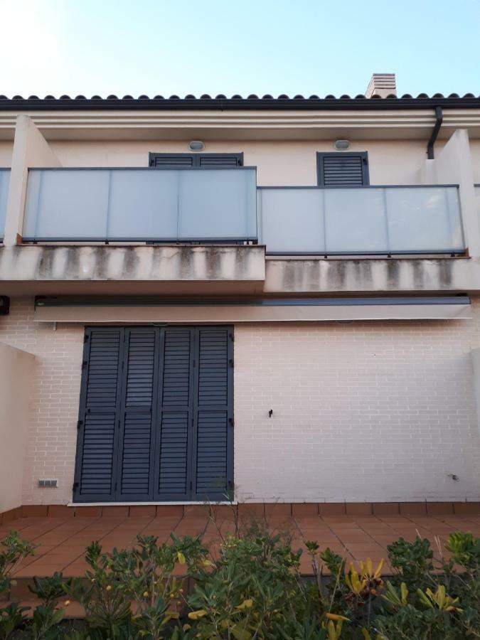 Chalet Adosado 3 Dormitorios San Jorge  ภายนอก รูปภาพ