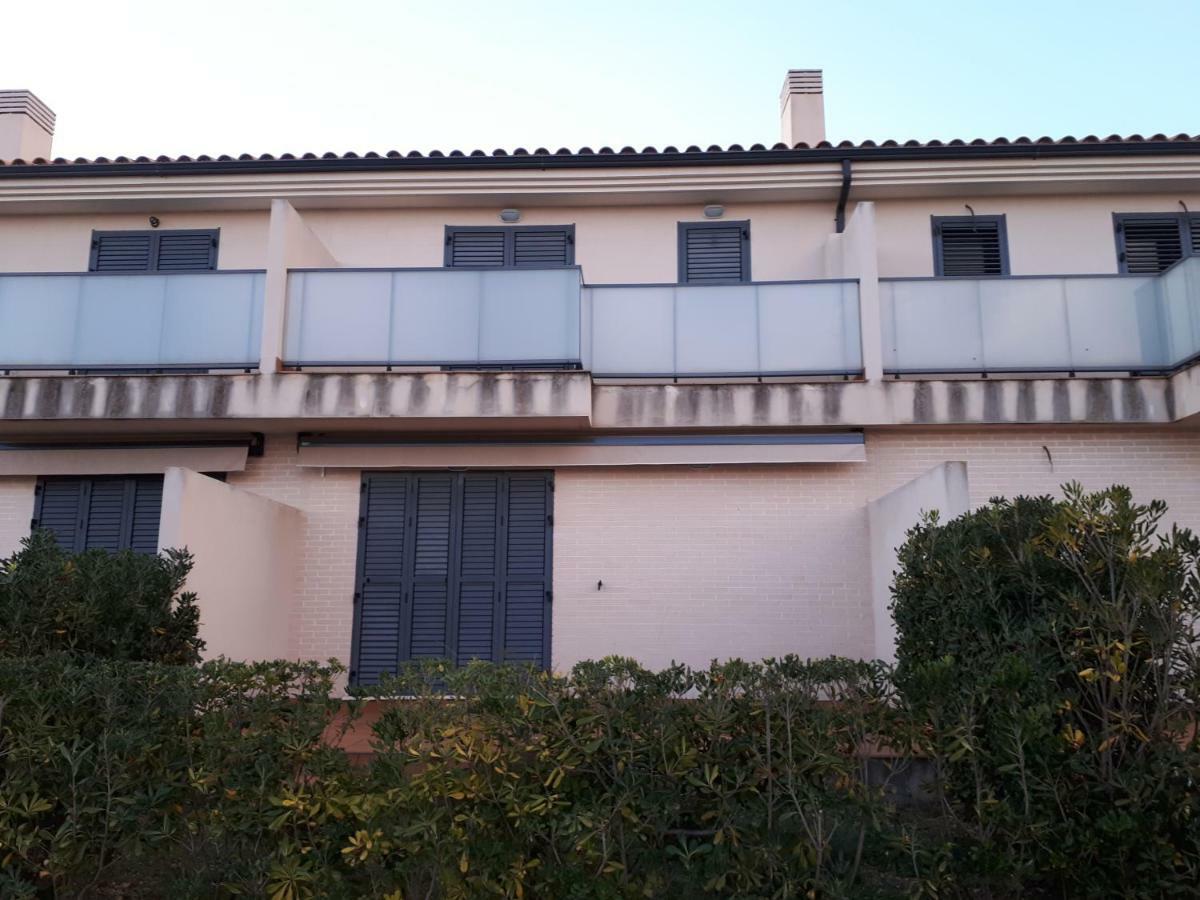 Chalet Adosado 3 Dormitorios San Jorge  ภายนอก รูปภาพ