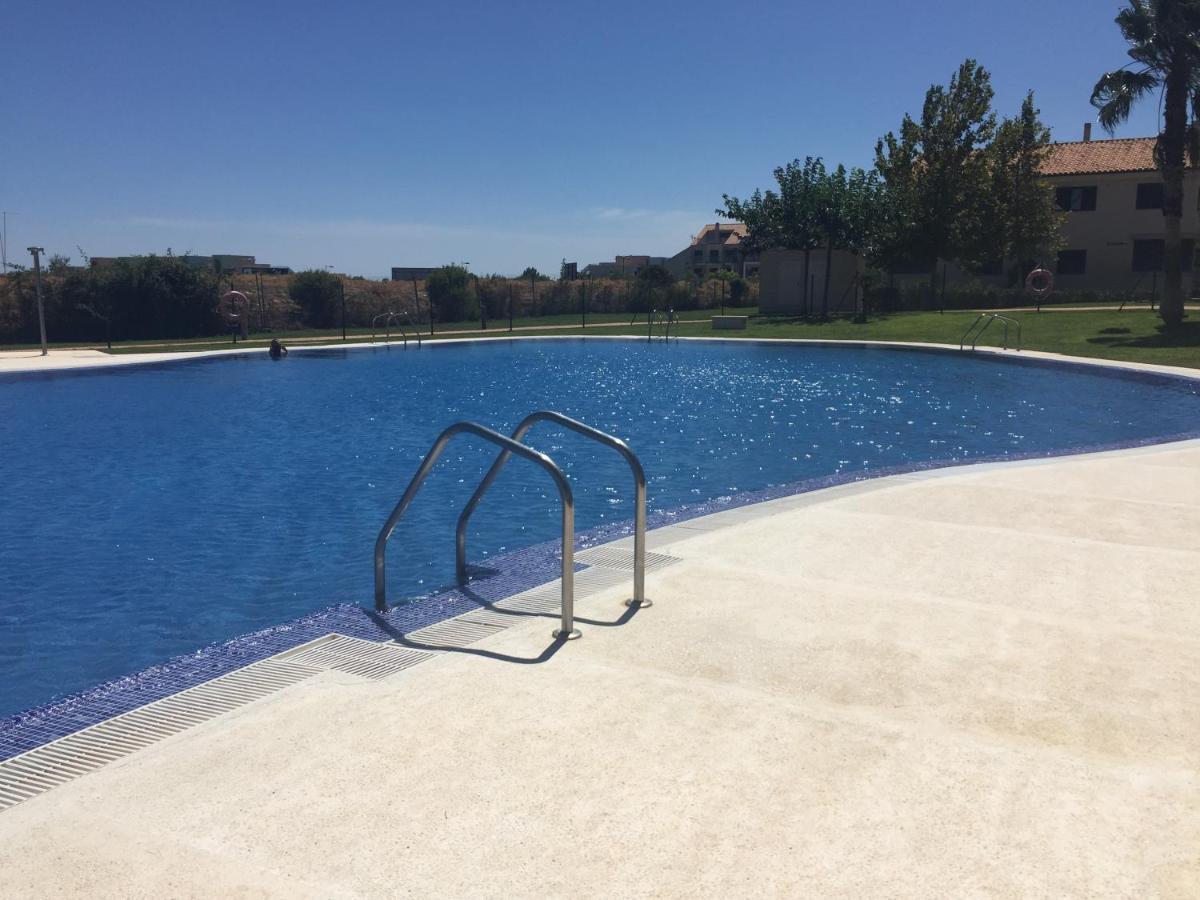 Chalet Adosado 3 Dormitorios San Jorge  ภายนอก รูปภาพ